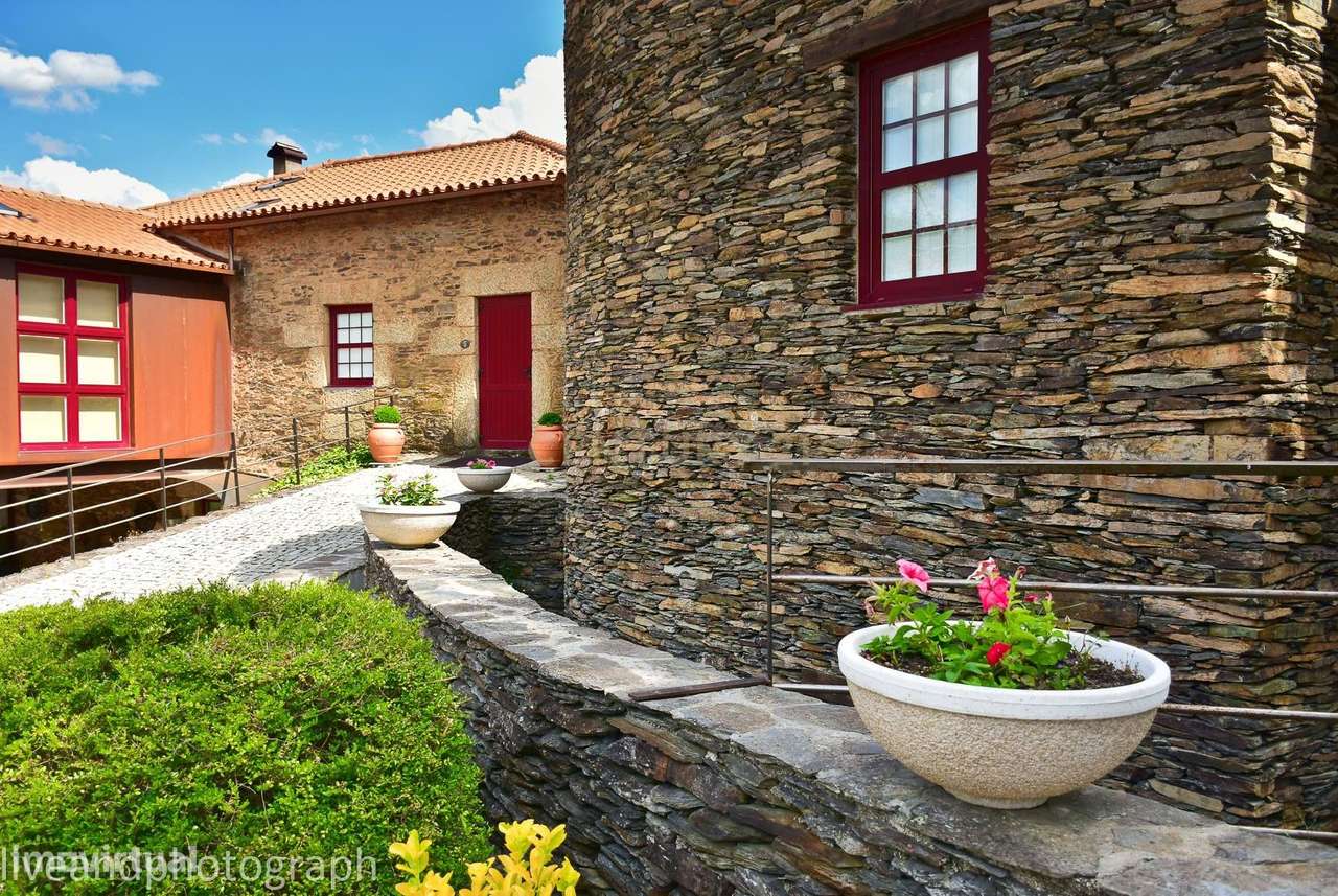 Casa Lagar da Alagoa, um refúgio com potencial no coração da Serra da - Grande imagem: 2/17