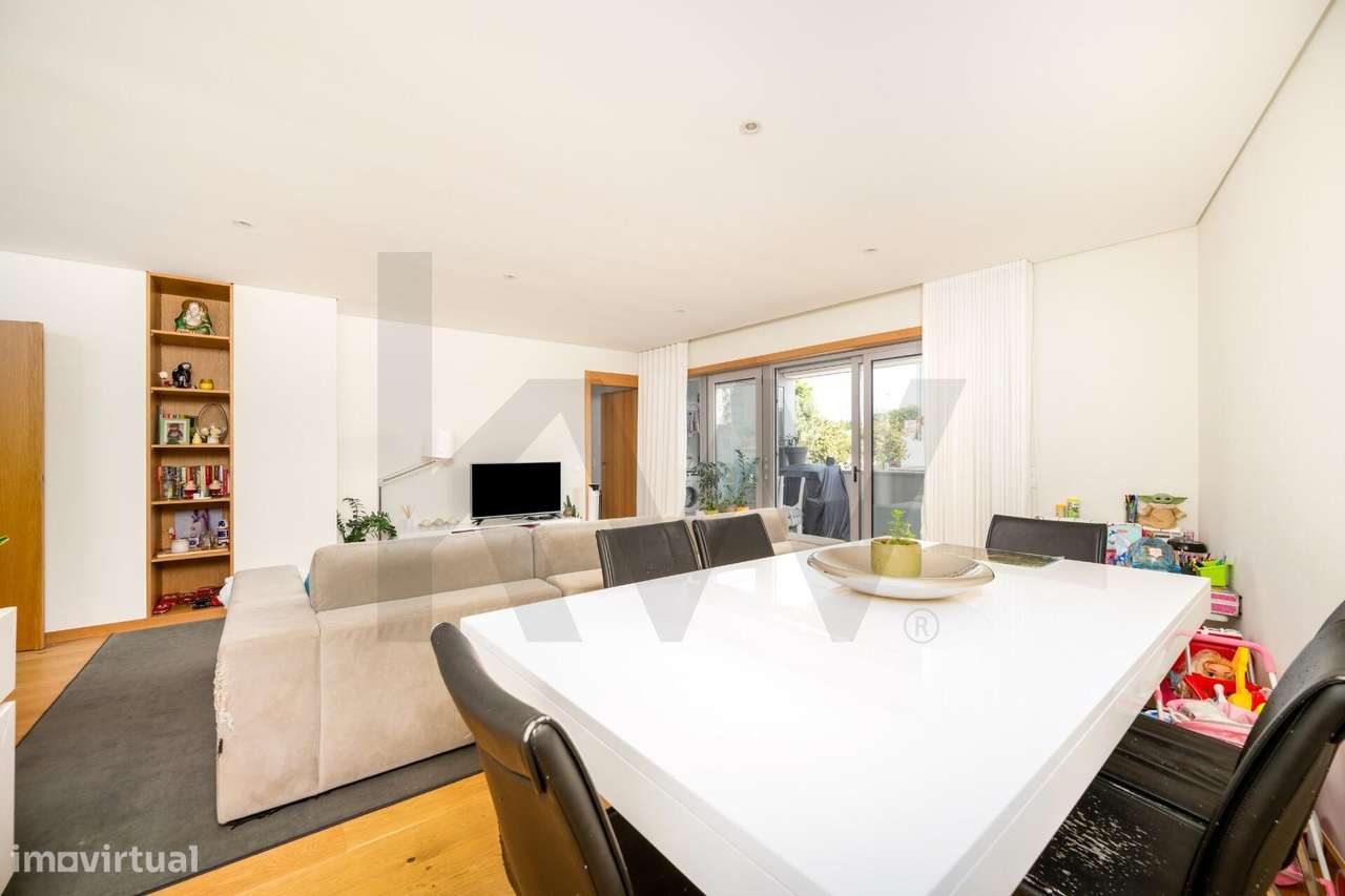 T4 Duplex de Excelência com Localização Prime no Porto - Grande imagem: 3/25