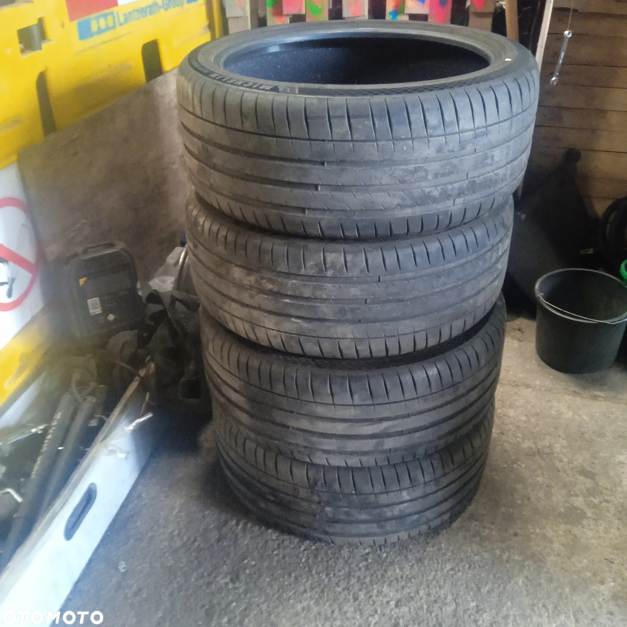 Opony Michelin pilot sport 4 255/40/21 - 3