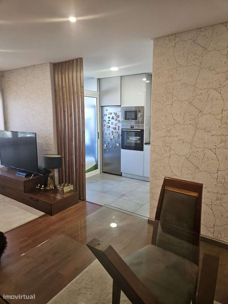 Excelente  apartamento T2-14