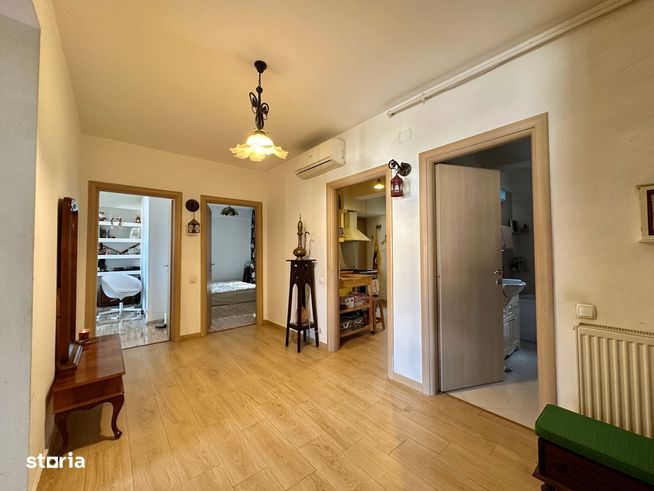 Apartament 4 Camere | Damaroaia-3