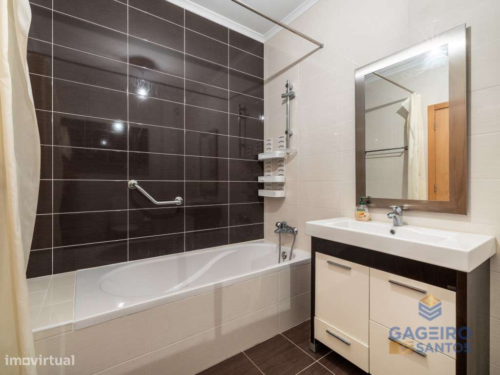 Apartamento T3 a poucos minutos da Baía de São Martinho do Porto-16