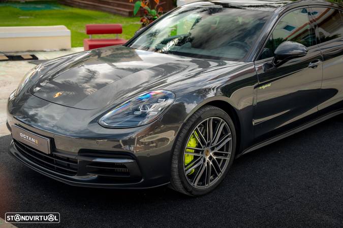 Porsche Panamera 4 E-Hybrid - 8