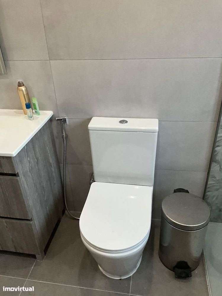 Arrenda-se Quarto Equipado em Moradia com Jardim - Grande imagem: 4/12