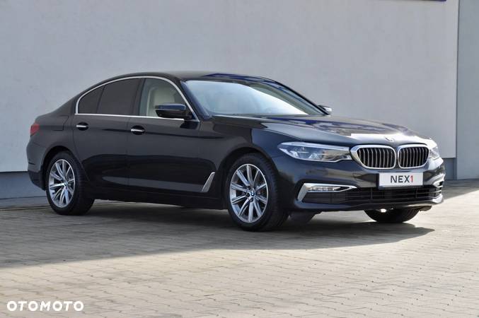 BMW Seria 5 520d Luxury Line sport - 4