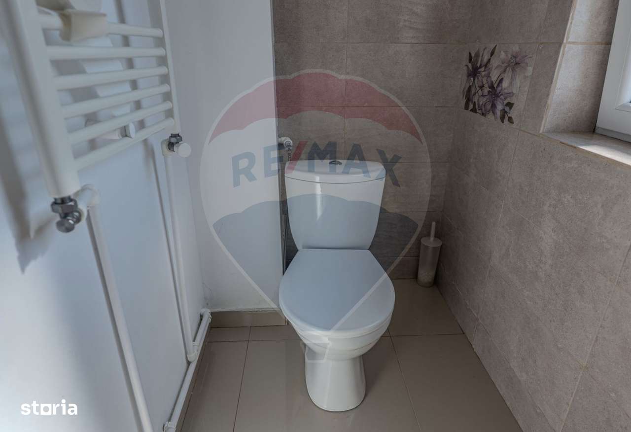 Casă și cabinet stomatologic de închiriat în Chitila - Imagine principală: 4/19