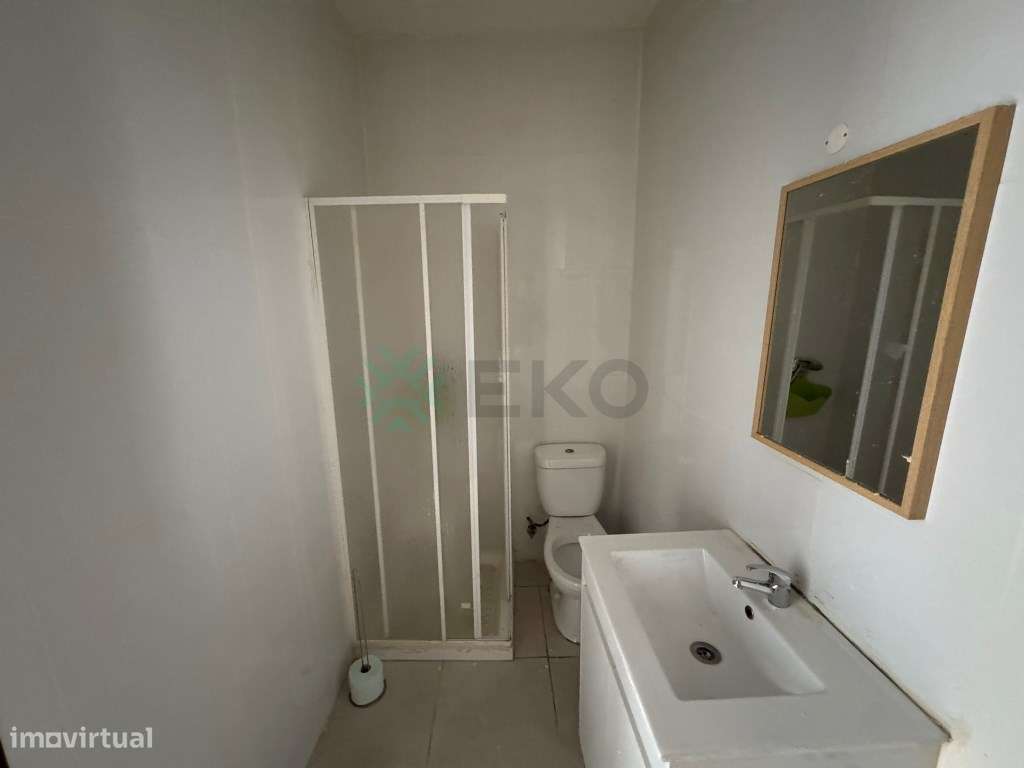 Apartamento t1 à venda na Rua da Capelinha-16