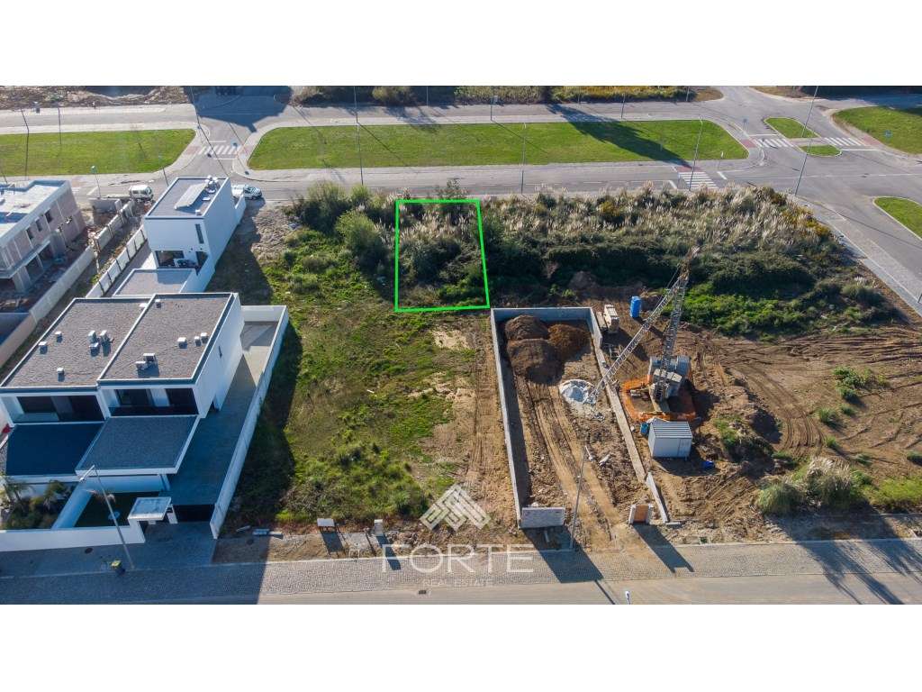 Terreno para construção c/ projeto aprovado -Picalhos-Santa Maria d... - Grande imagem: 4/20