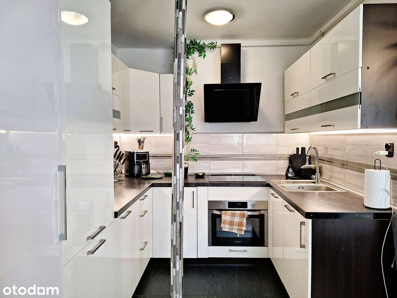 Kawalerka gotowa do wprowadzenia,słoneczne mieszkanie,niskie koszty.-9