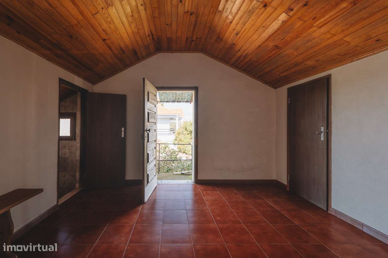 Moradia T3 com Terreno de 1.577 m² | Ribeira do Fárrio – Ourém-18