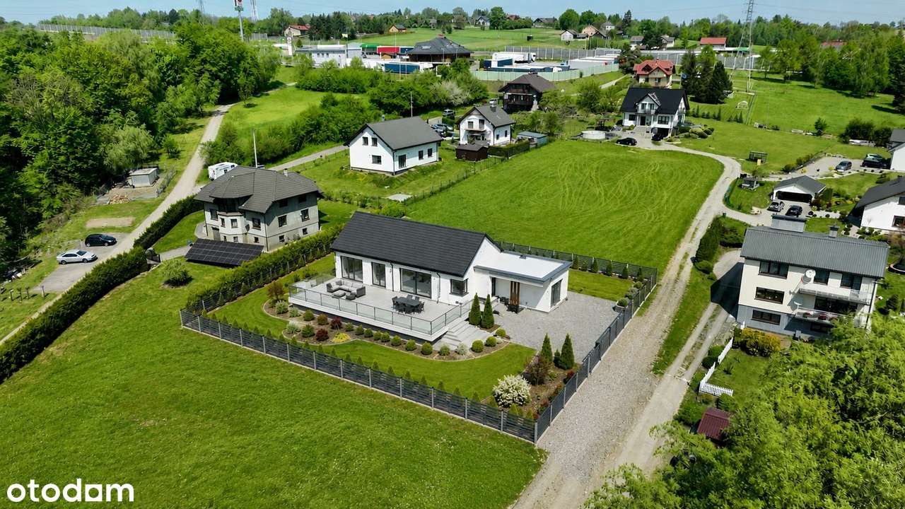Dom parterowy jednokondygnacyjny w Cieszynie Bobrek Zachód