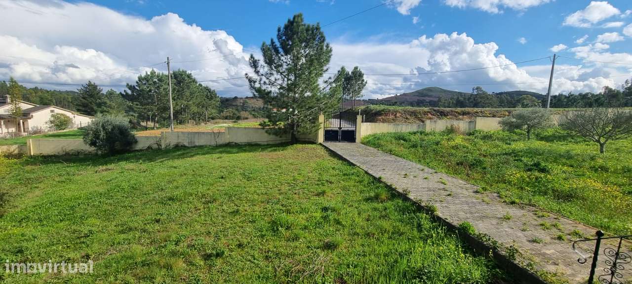 Vivenda Isolada com terreno - Alenquer-45