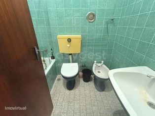 Apartamento T2 ( Rés do chão) em excelente localização - Abrantes - Grande imagem: 3/11