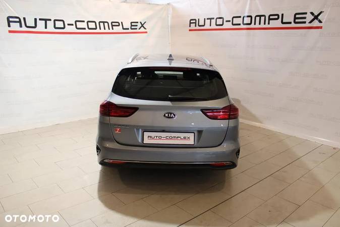 Kia Ceed 1.5 T-GDI M - 21