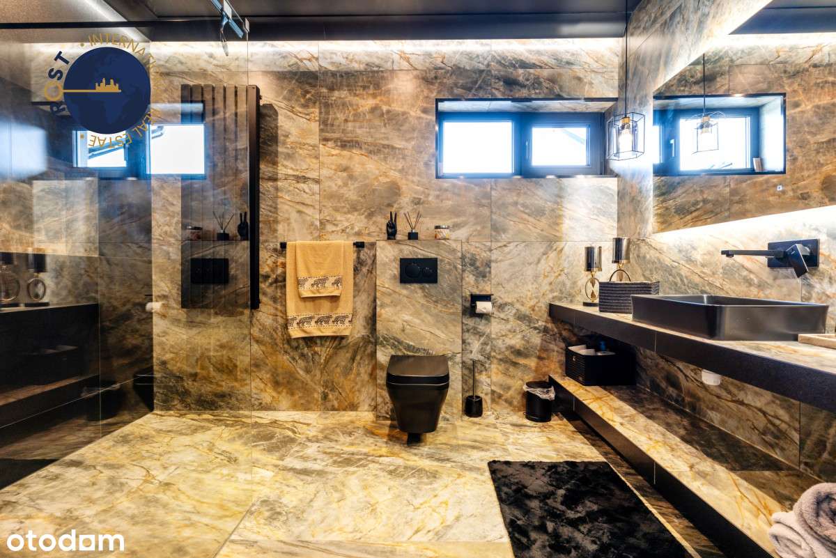 Luksusowa nowoczesna willa  z wewnętrznym basenem-15