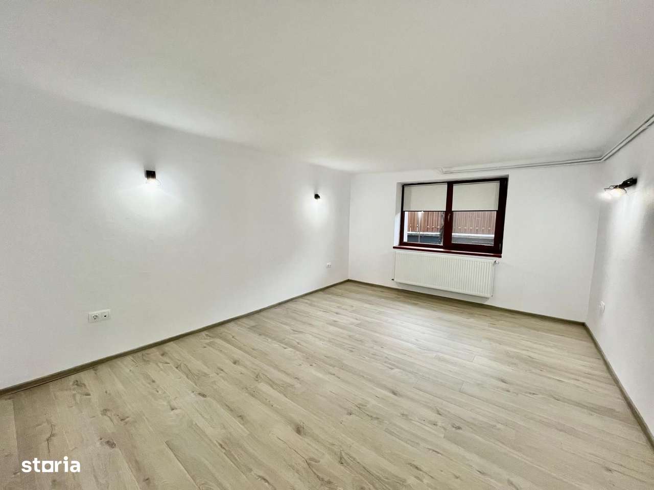 Apartament 3 camere - 85 mp, curte proprie - Pet friendly - Imagine principală: 2/8