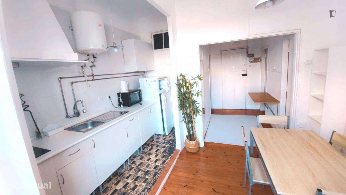 Apartamento com 2 quartos - localizado em Alta Universitária Coimbra - Grande imagem: 2/5