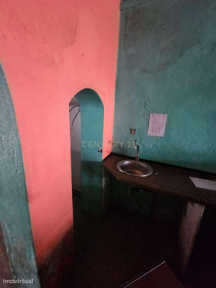 Moradia com Dois Andares no Centro de Coruche com Vista Rio-25