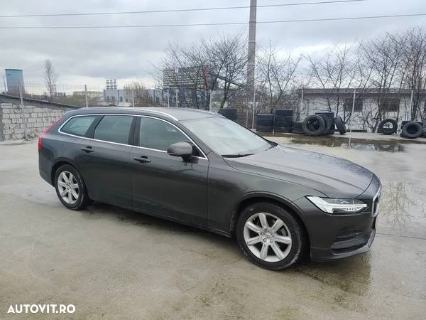 Volvo V90 D3 Momentum Pro - 5