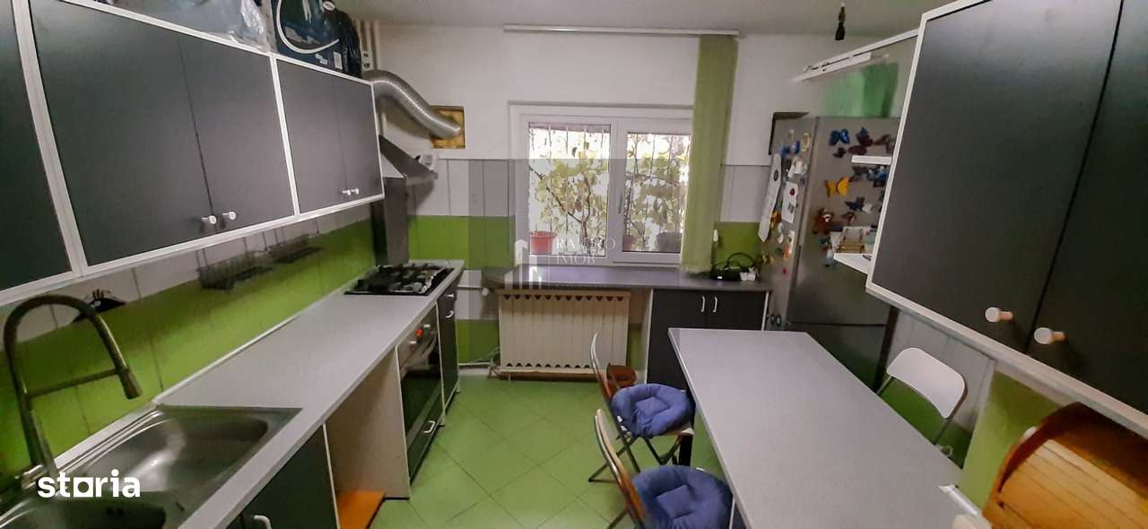 Apartament 3 camere, decomandat, 13 Septembrie