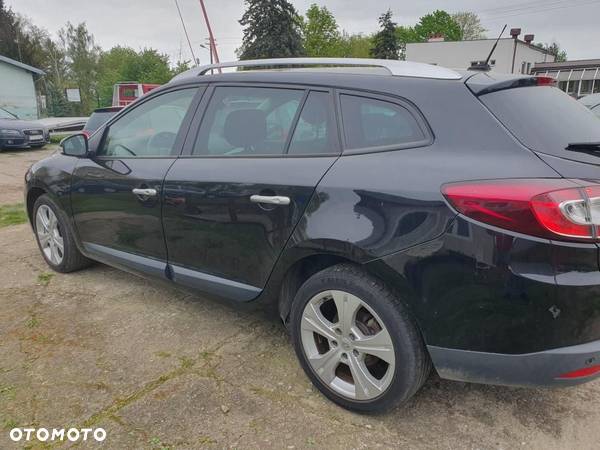 Renault Megane 2.0 140 CVT Dynamique - 4