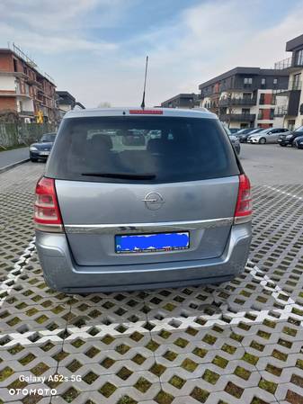 Opel Zafira - 3