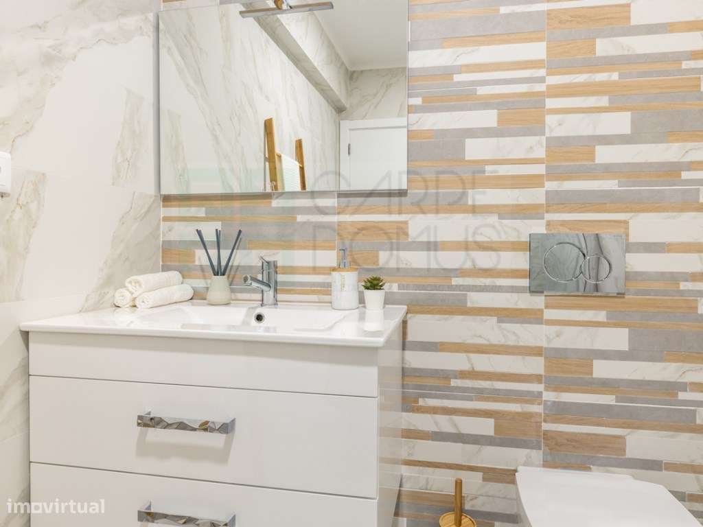 Apartamento T3 Totalmente remodelado, em Benfica - Lisboa-13