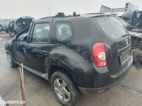 Dezmembram Dacia Duster, 1.6 benzina, 4x4, an 2012 - 5