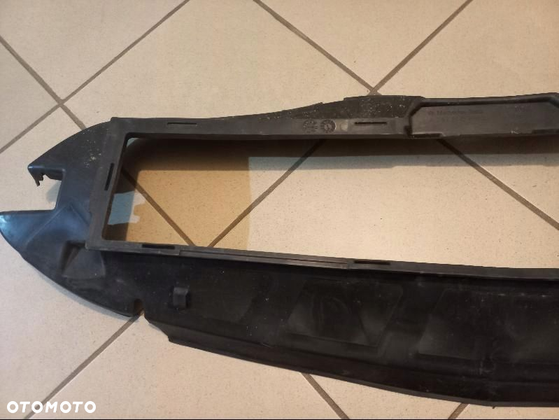 KIEROWNICA WLOT POWIETRZA MERCEDES B W247 A247 - 3