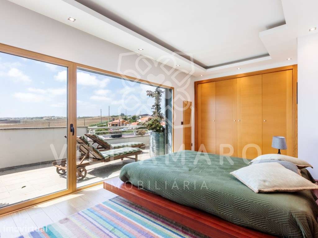 Apartamento T4 Duplex | Condomínio Fechado | São Pedro da Cadeira-34