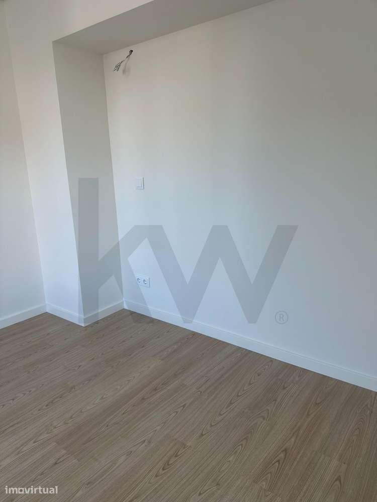 Apartamento T2 duplex novo no centro do Porto ao Palácio de Cristal - Grande imagem: 4/34