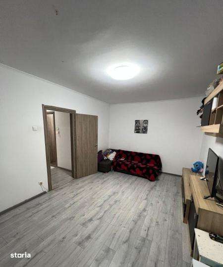 Apartament 2 camere - decomandat - Bulevardul 1 Decembrie-2