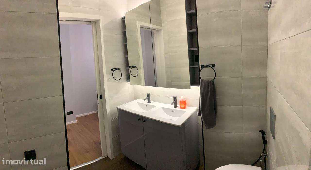 Apartamento T2 remodelado, com estacionamento - Benedita, Alcobaça-7