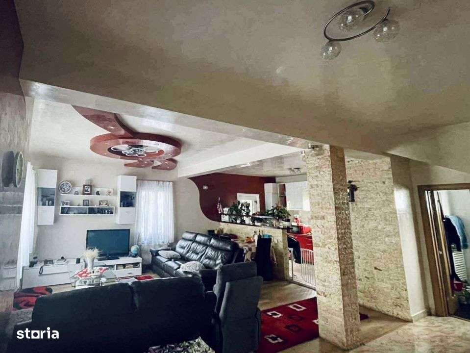 Casa tip duplex pe Urisagului , 120 mp util + pod inalt - Imagine principală: 4/9