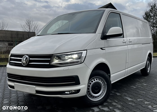 Volkswagen Transporter - 1