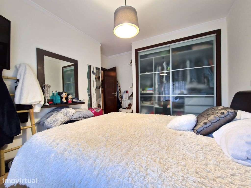 Apartamento T2 em Sesimbra com vista para o Castelo-10