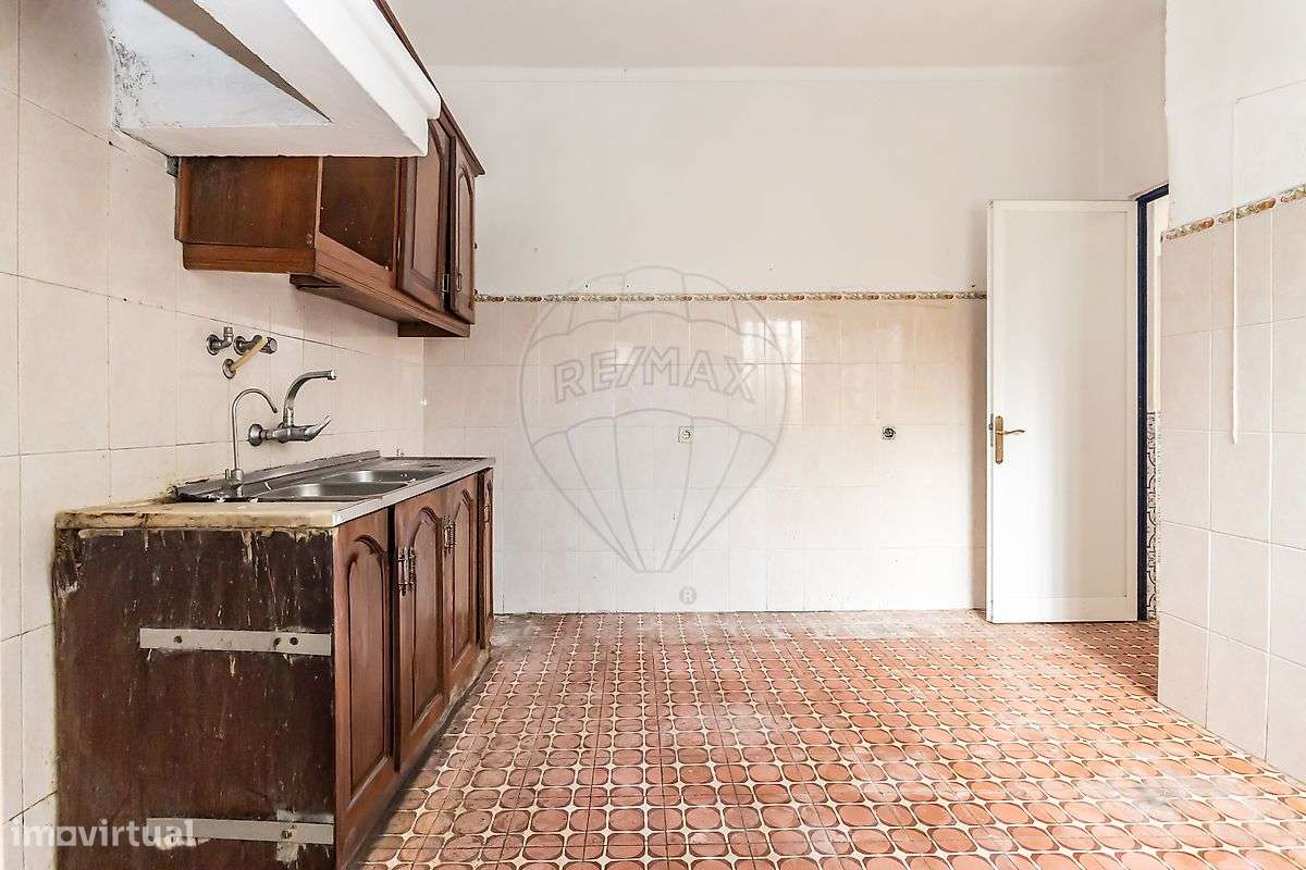 Moradia T2 para venda-13