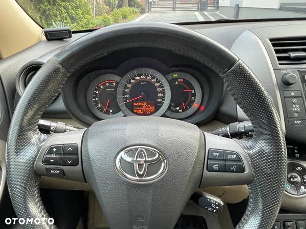 Toyota RAV4 2.2 D-4D Prestige Platinium - 12