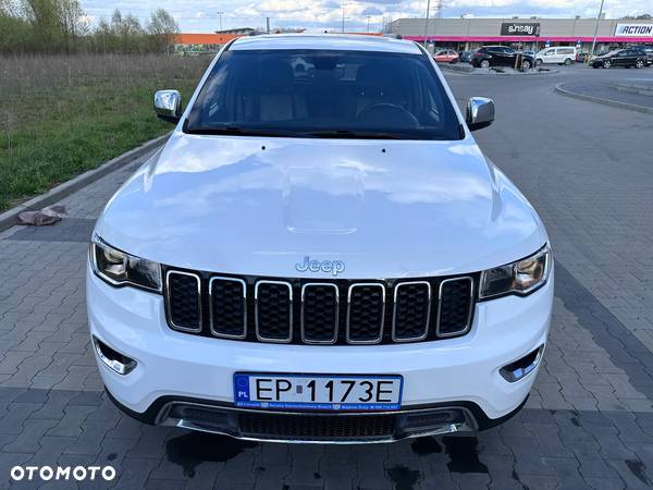 Jeep Grand Cherokee - 12