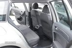 VW Golf Variant 1.6 TDi Confortline DSG - 23