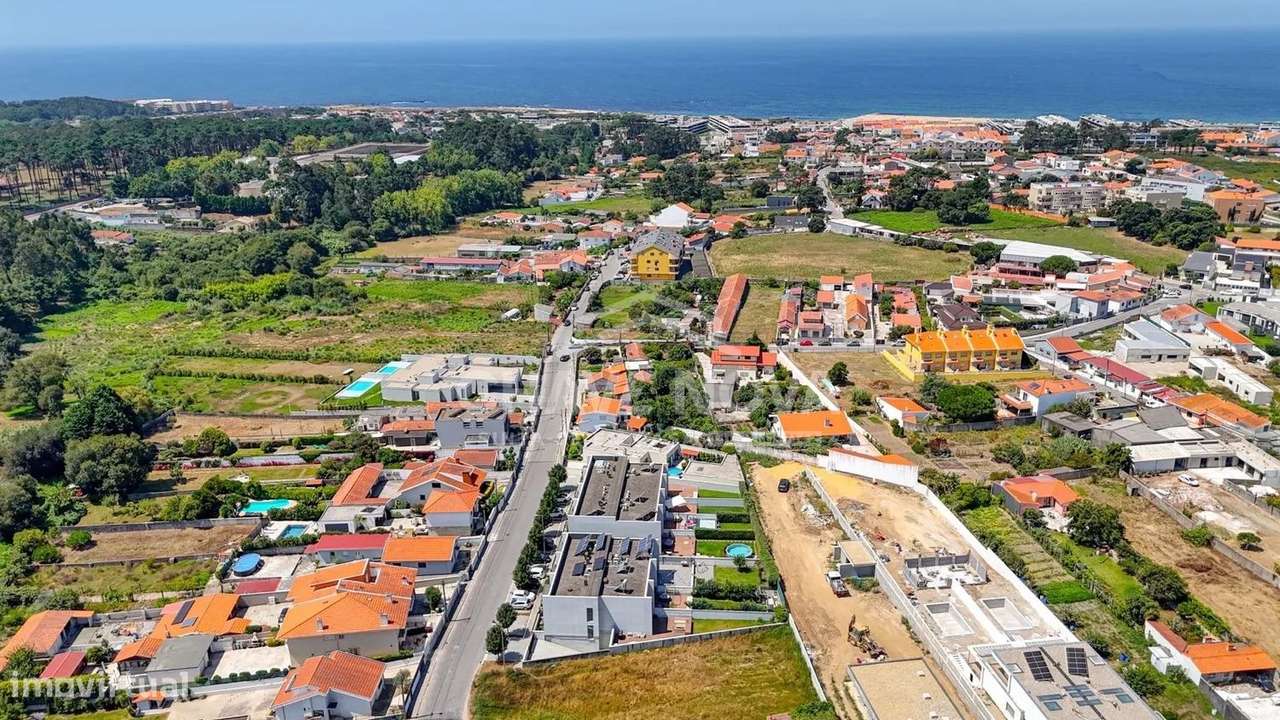 Moradia T3 COMO NOVA Canidelo a 1km da Praia - OPORTUNIDADE-3