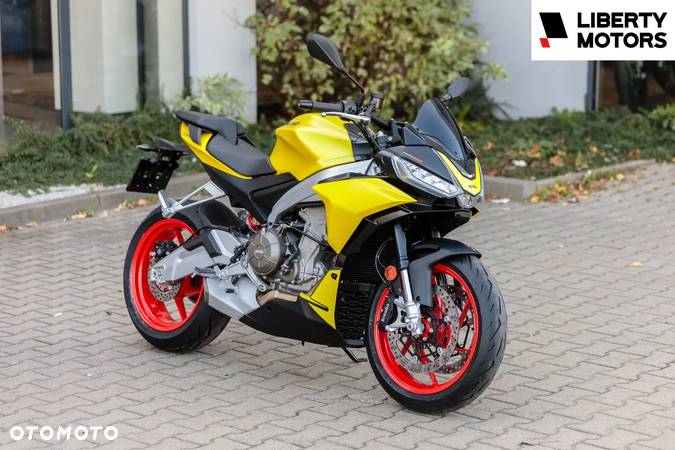 Aprilia Tuono - 1