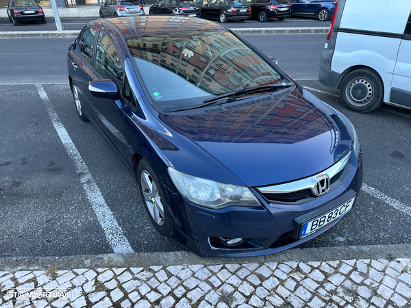 Honda Civic 1.8i-VTEC Auto Comfort - 1