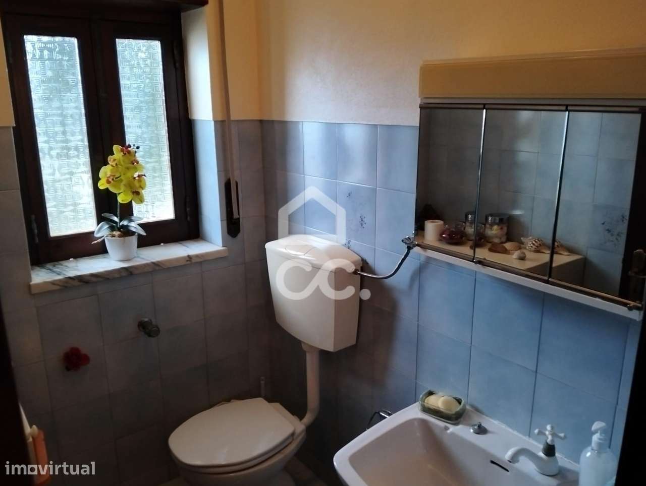 Moradia T5 inserida em lote de 376 m²-25