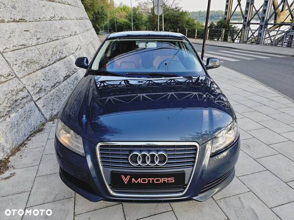 Audi A3 1.9 TDI DPF Ambiente S tronic - 12