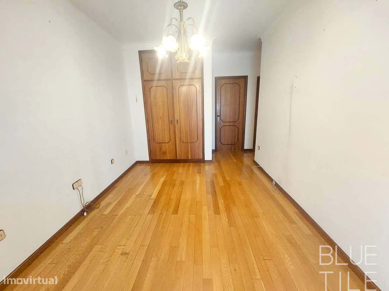 Apartamento T4 em Serpa Pinto-30