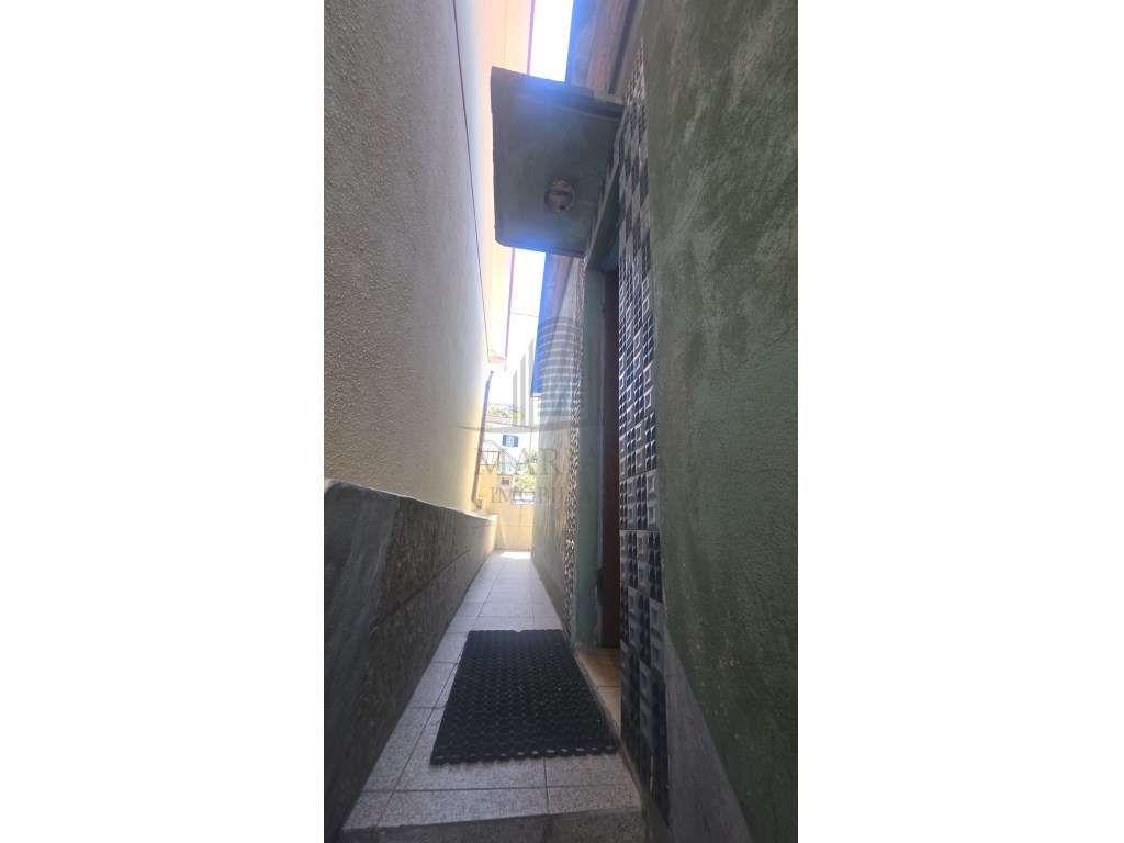 Moradia T2 + T2, em Gondomar - Oportunidade de Investimento-13