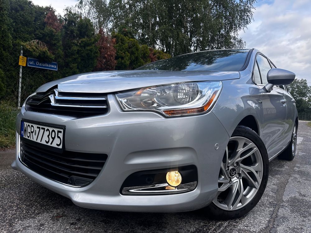 Citroën C4 II (2010-) VTi 120 Exclusive 2011