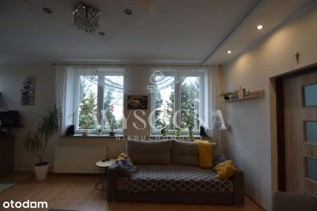 3 pok. z dużym tarasem, do zamieszkania.-1