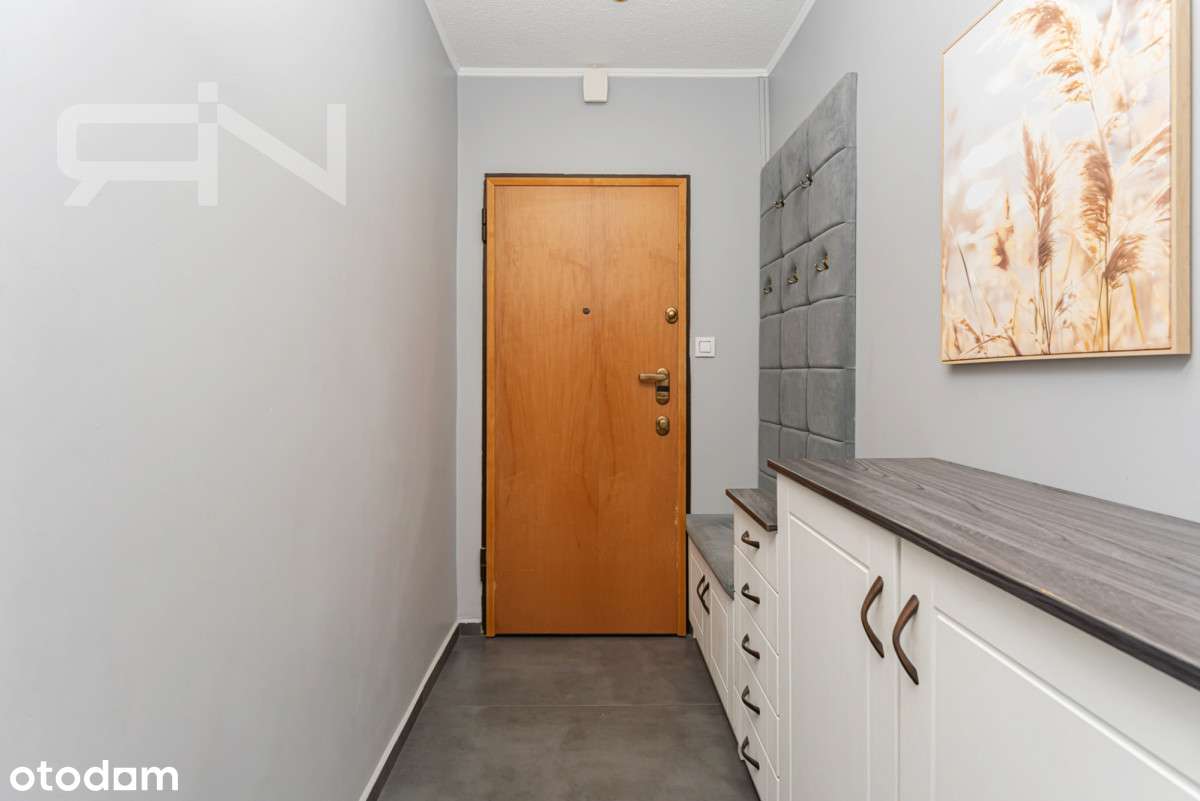 Trzy pokojowe mieszkanie w budynku z windą-16